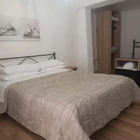 La Jacaranda - * Taormina