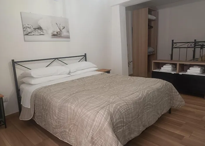 La Jacaranda - * 타오르미나